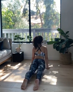 Jessica Lu feet photo 11