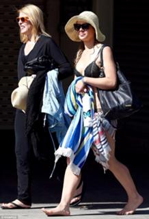 Jessica Marais feet photo 20