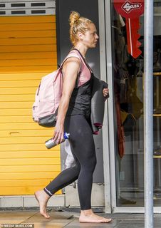 Jessica Marais feet photo 1