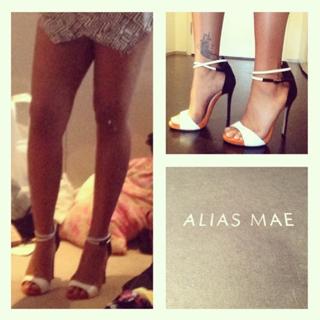 Jessica Mauboy feet photo 12