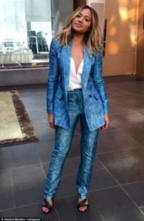 Jessica Mauboy feet photo 12