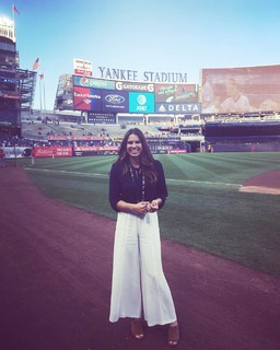 Jessica Mendoza feet photo 9