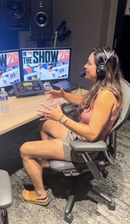 Jessica Mendoza feet photo 2