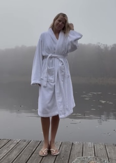 Jessica Mercedes feet photo 7