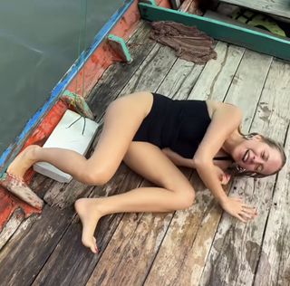Jessica Mercedes feet photo 9