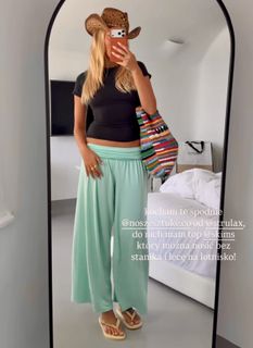 Jessica Mercedes feet photo 3