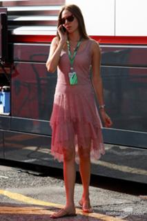 Jessica Michibata feet photo thumbnail