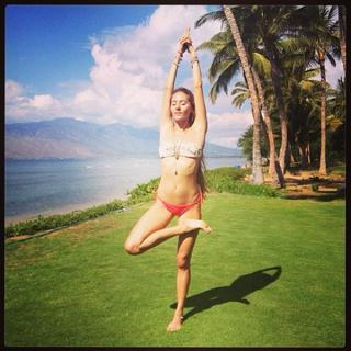 Jessica Michibata feet photo thumbnail
