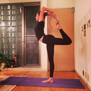Jessica Michibata feet photo thumbnail
