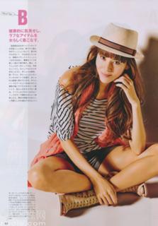 Jessica Michibata feet photo thumbnail