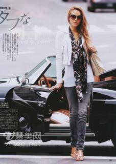 Jessica Michibata feet photo thumbnail
