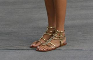 Jessica Michibata feet photo thumbnail