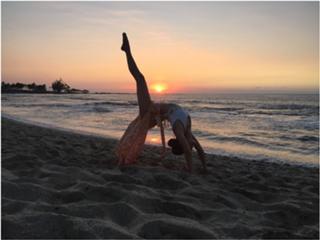 Jessica Michibata feet photo thumbnail