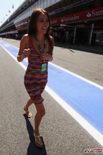 Jessica Michibata feet photo thumbnail