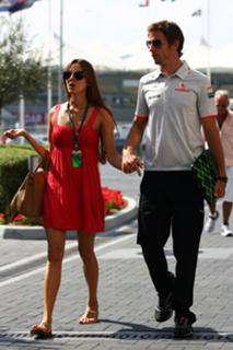 Jessica Michibata feet photo thumbnail