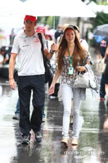 Jessica Michibata feet photo thumbnail