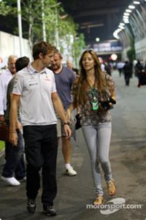Jessica Michibata feet photo thumbnail