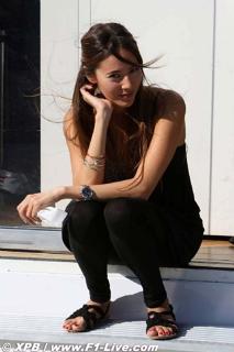Jessica Michibata feet photo thumbnail