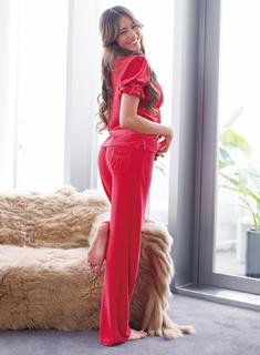 Jessica Michibata feet photo thumbnail