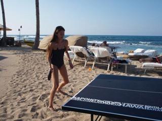 Jessica Michibata feet photo thumbnail