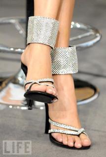 Jessica Michibata feet photo thumbnail