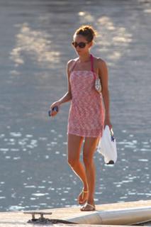 Jessica Michibata feet photo thumbnail