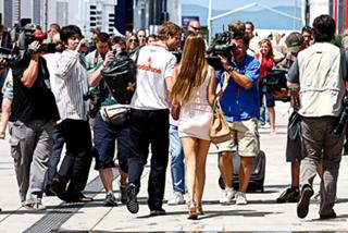 Jessica Michibata feet photo thumbnail