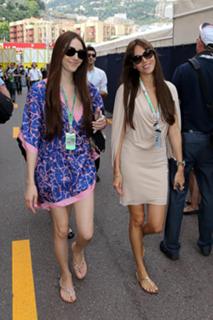 Jessica Michibata feet photo thumbnail