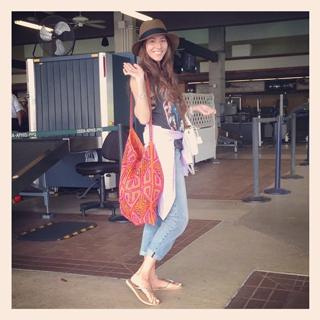 Jessica Michibata feet photo thumbnail