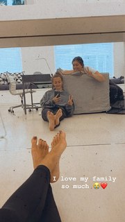 Jessica Olie feet photo 8