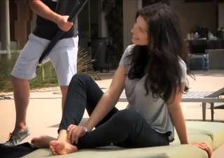 Jessica Paré feet photo thumbnail