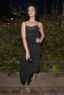 Jessica Paré feet photo thumbnail