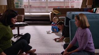 Jessica Paré feet photo thumbnail