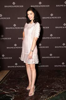 Jessica Paré feet photo thumbnail