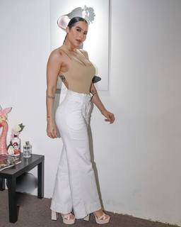 Jessica Pereira feet photo 7