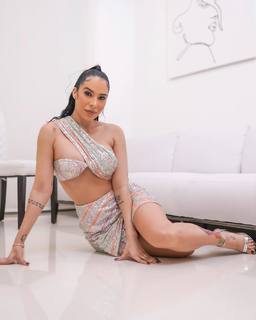 Jessica Pereira feet photo 8