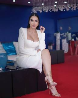 Jessica Pereira feet photo 3