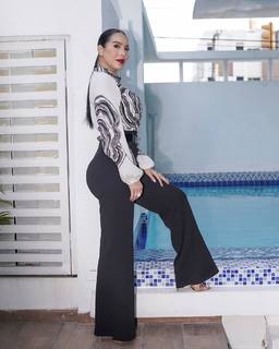 Jessica Pereira feet photo 9
