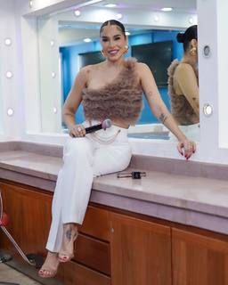 Jessica Pereira feet photo 16