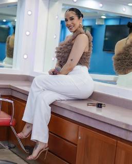 Jessica Pereira feet photo 15