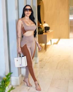 Jessica Pereira feet photo 11