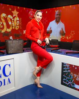 Jessica Pereira feet photo 3