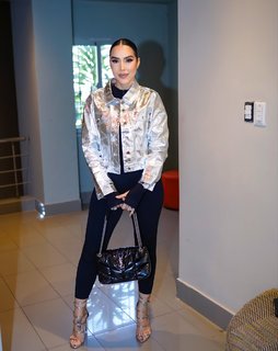 Jessica Pereira feet photo 8