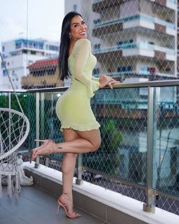 Jessica Pereira feet photo 12
