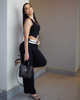 Jessica Pereira feet photo 5