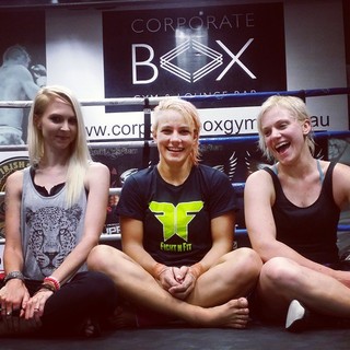 Jessica Rose Clark feet photo 4