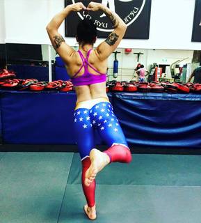 Jessica Rose Clark feet photo 12
