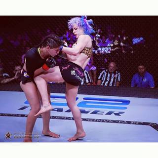 Jessica Rose Clark feet photo 7