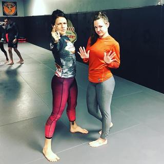 Jessica Rose Clark feet photo 7