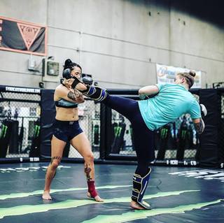 Jessica Rose Clark feet photo 3